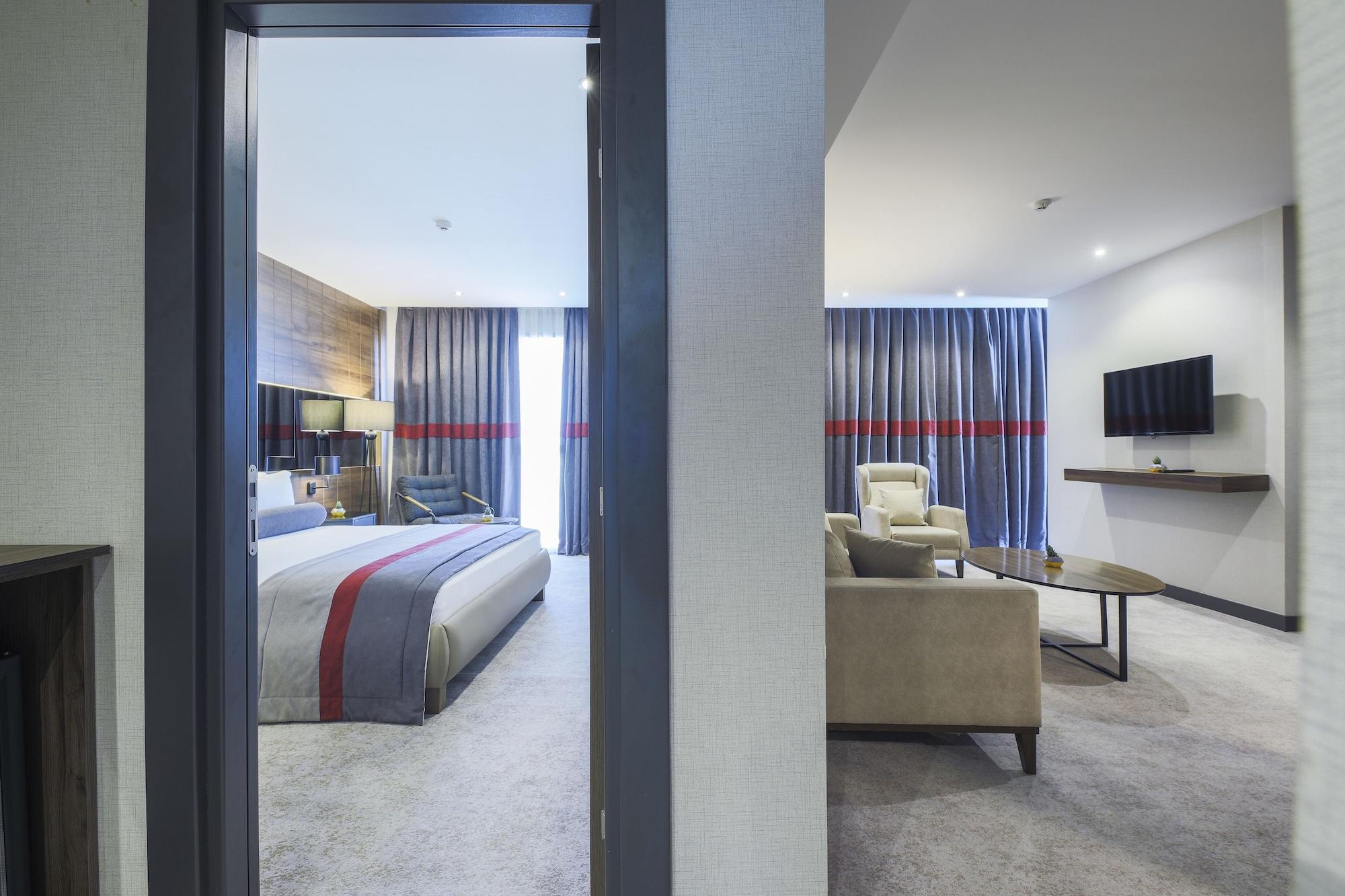 Noax Hotel เมร์ซีน ภายนอก รูปภาพ
