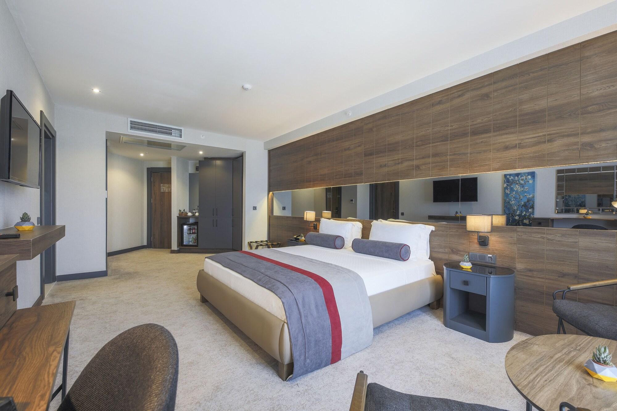 Noax Hotel เมร์ซีน ภายนอก รูปภาพ