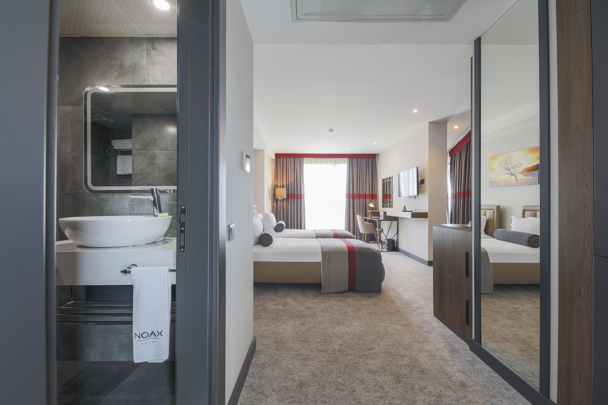 Noax Hotel เมร์ซีน ภายนอก รูปภาพ