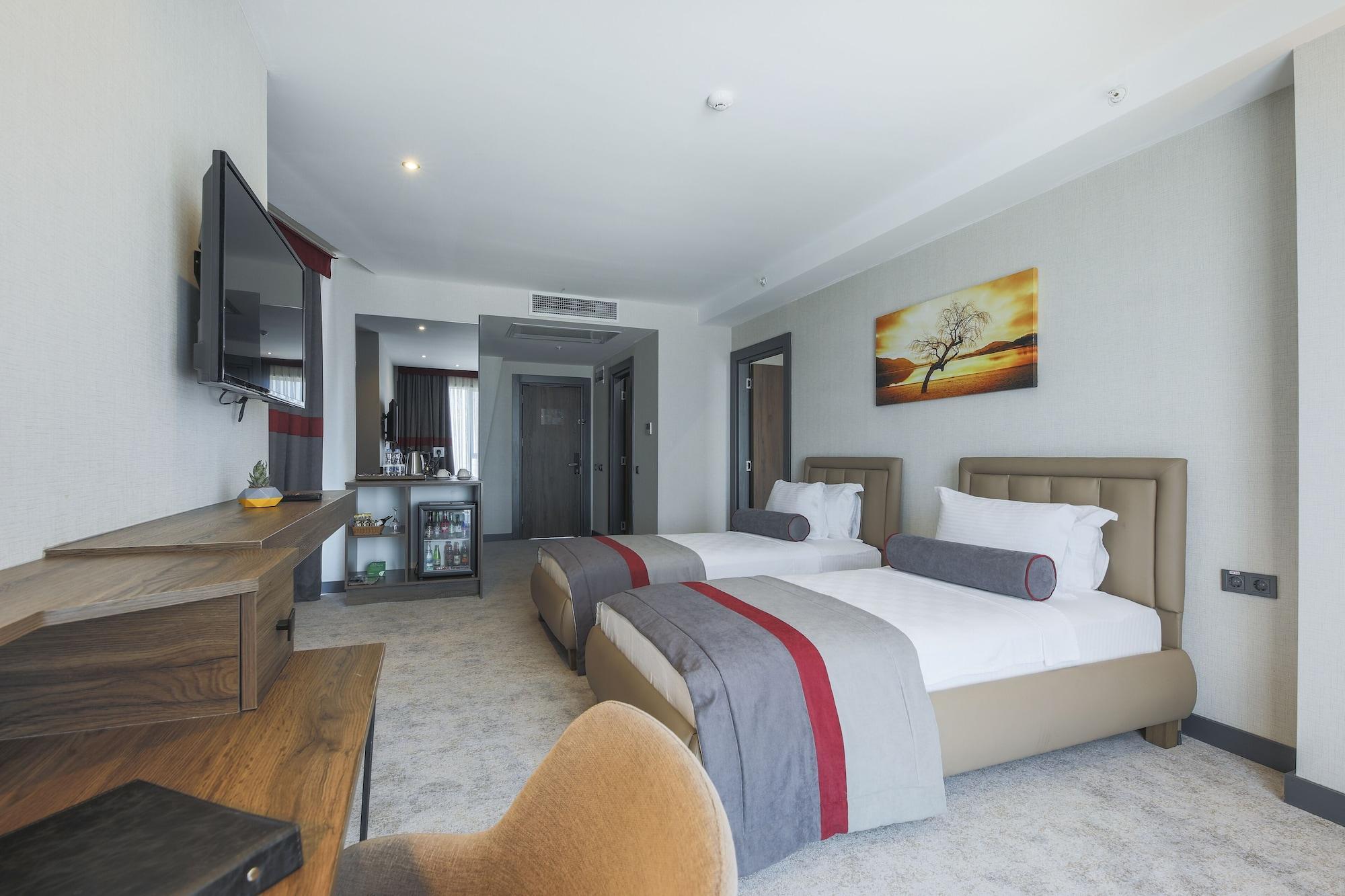 Noax Hotel เมร์ซีน ภายนอก รูปภาพ