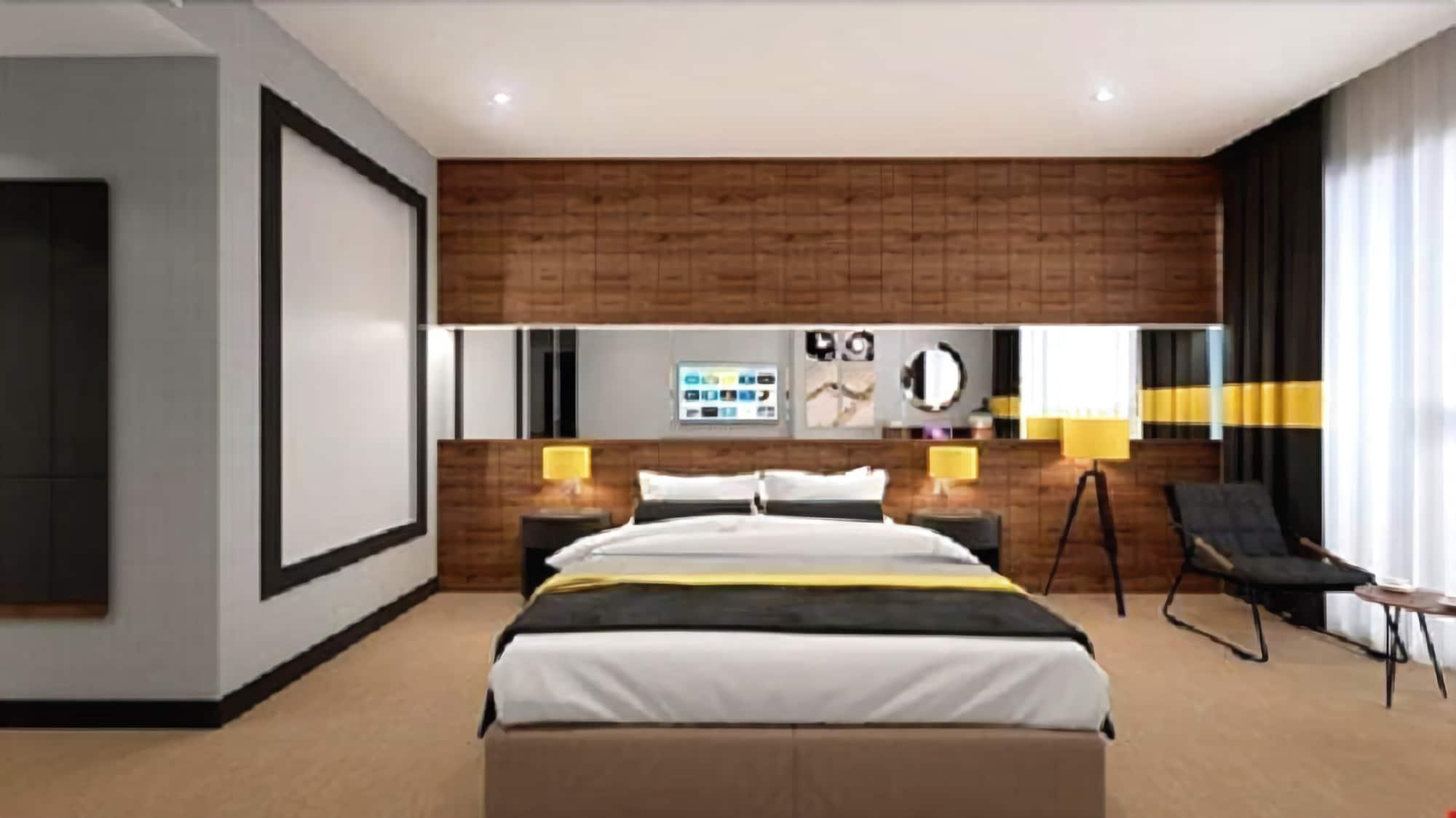 Noax Hotel เมร์ซีน ภายนอก รูปภาพ