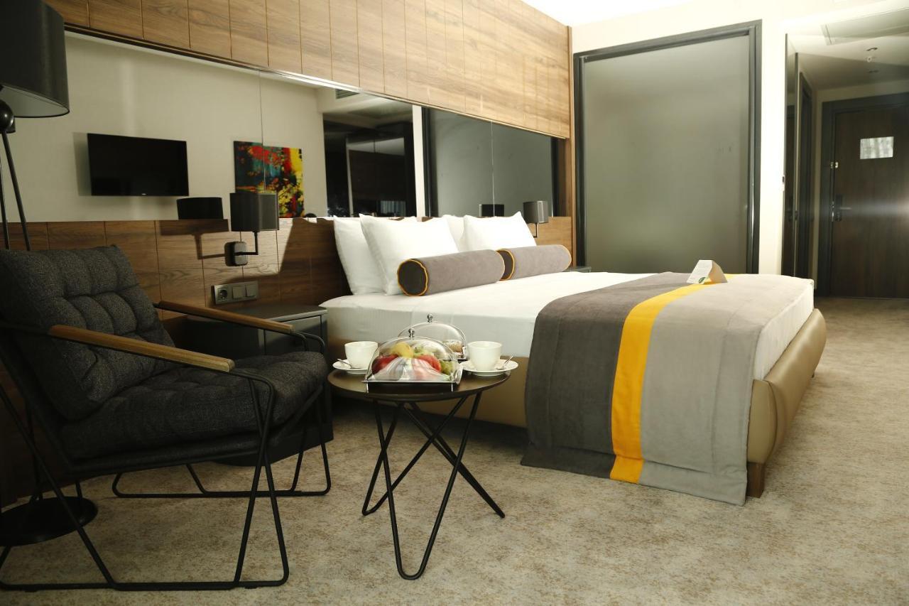 Noax Hotel เมร์ซีน ภายนอก รูปภาพ