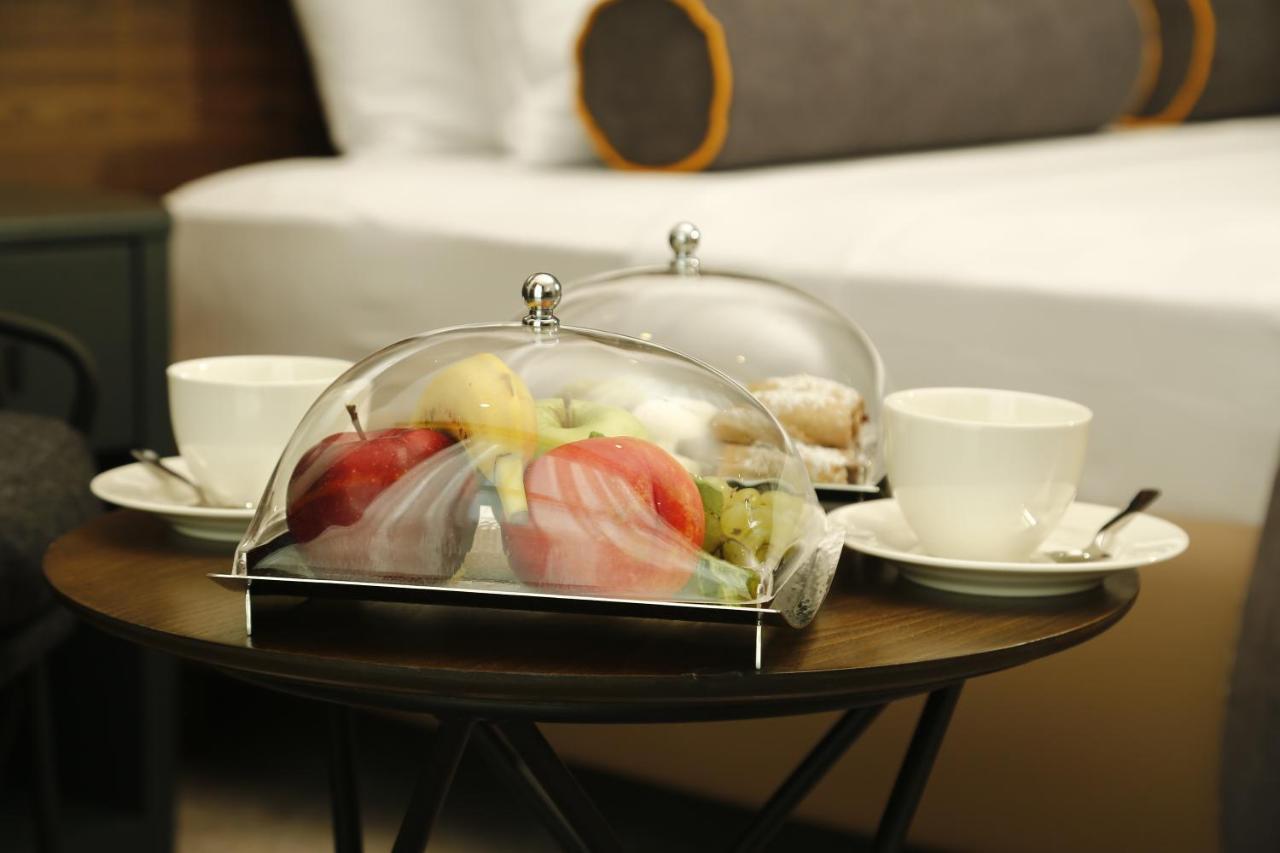 Noax Hotel เมร์ซีน ภายนอก รูปภาพ